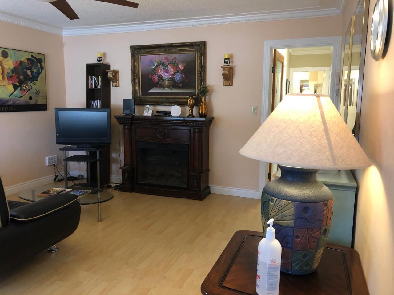 Cozy Bedrooms Guest House Vancouver Esterno foto